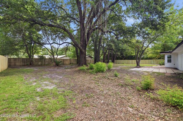 407 Dupont Avenue, Pascagoula, MS 39567