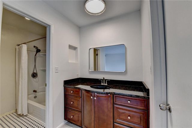 711 River Mill Circle, Roswell, GA 30075