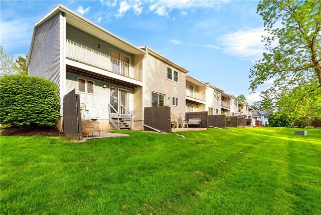 1 Southfield Drive, Webster, NY 14580