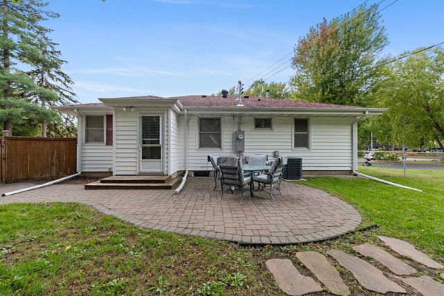 6216 Winnetka Avenue N, Brooklyn Park, MN 55428