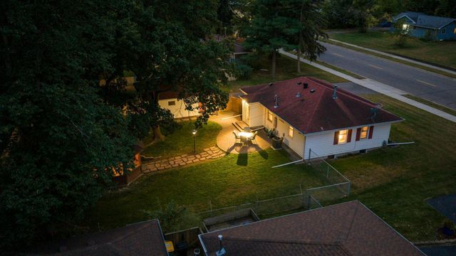 6216 Winnetka Avenue N, Brooklyn Park, MN 55428