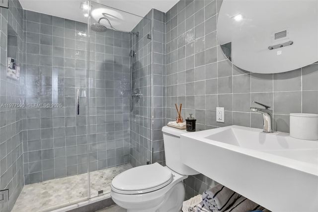 2780 NE 183rd Street 1714, Aventura, FL 33160