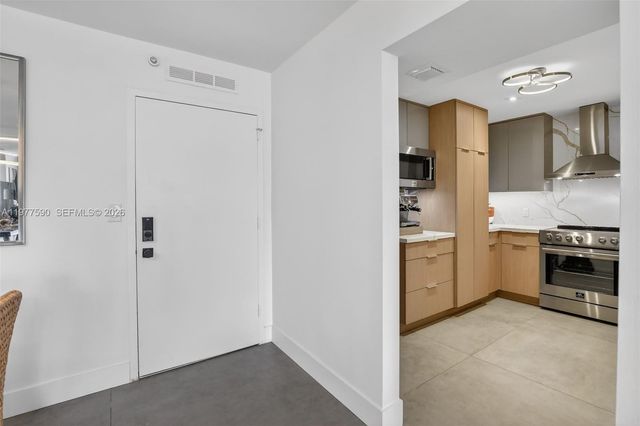2780 NE 183rd Street 1714, Aventura, FL 33160