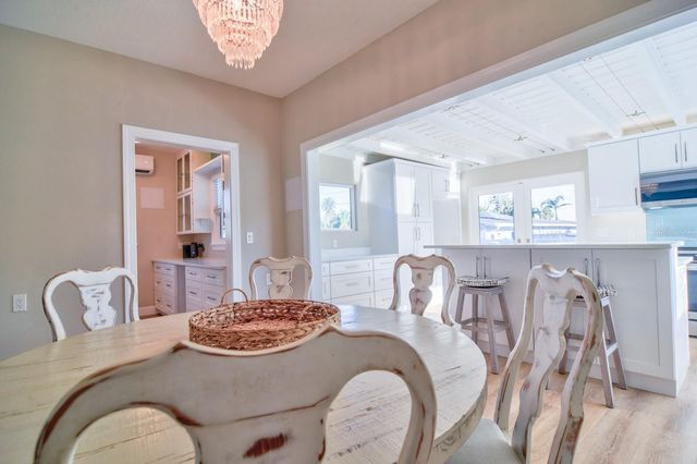 15565 GULF BOULEVARD, Redington Beach, FL 33708