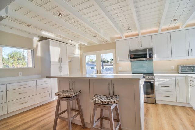 15565 GULF BOULEVARD, Redington Beach, FL 33708