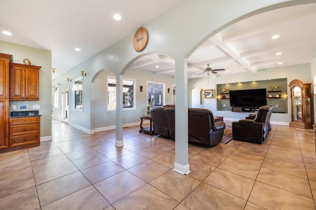 4785 Pulliam Hardaway Rd, Springfield, TN 37172