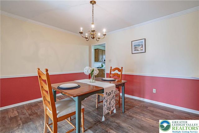 1069 Barnside Road, Lower Macungie Twp, PA 18103