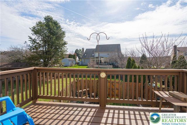 1069 Barnside Road, Lower Macungie Twp, PA 18103