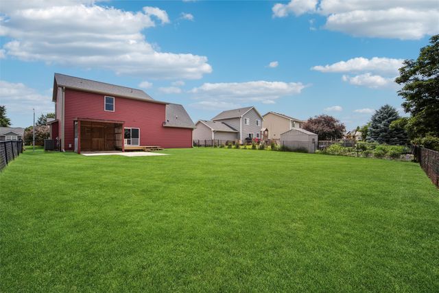 301 NW 10th Circle, Grimes, IA 50111