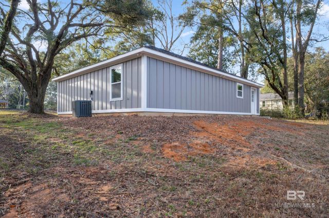 1610 Elaine Avenue, Bay Minette, AL 36507