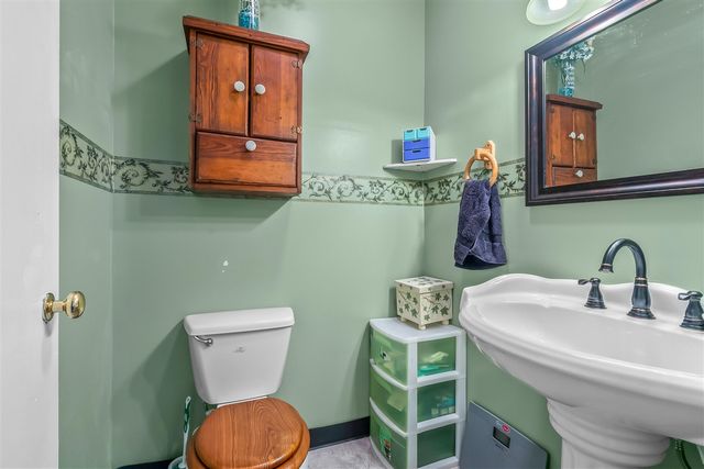 207 Maumee Street, Jonesville, MI 49250