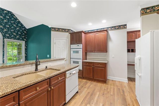 1010 Laurian Park Drive Drive, Roswell, GA 30075