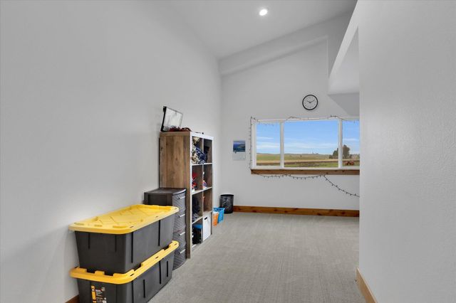 14414 S Stangland Rd, Cheney, WA 99004