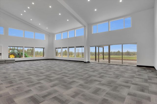 14414 S Stangland Rd, Cheney, WA 99004