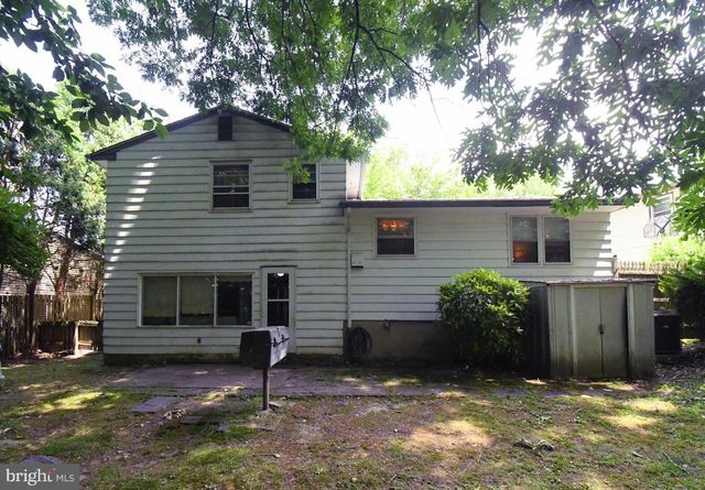 8906 ALICIA ST, Philadelphia, PA 19115