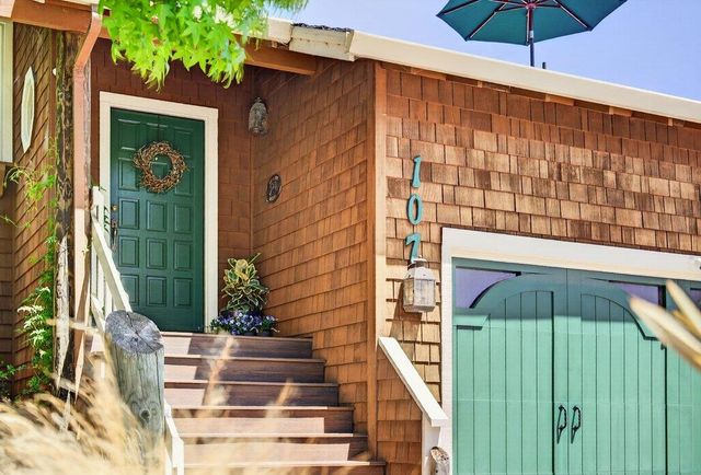 107 Bar Harbor Court, Aptos, CA 95003