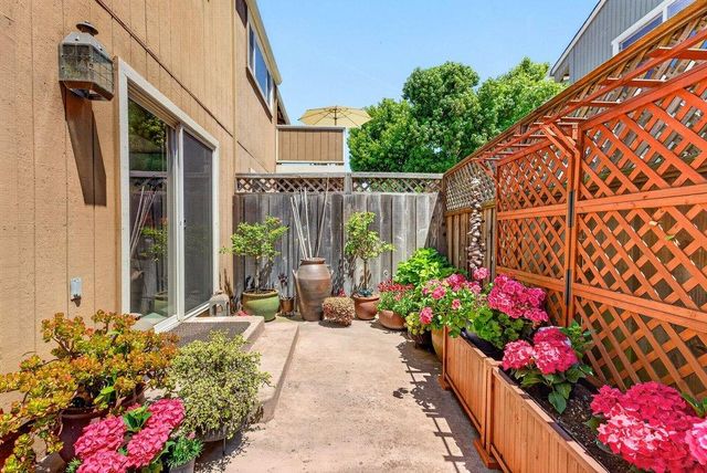 107 Bar Harbor Court, Aptos, CA 95003