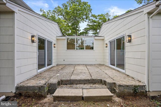 34 MOUNT AIRY, Egg Harbor Township, NJ 08234
