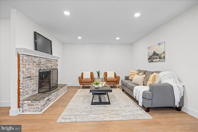 34 MOUNT AIRY, Egg Harbor Township, NJ 08234