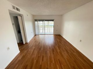 1068 N Benoist Farms Road 312, West Palm Beach, FL 33411