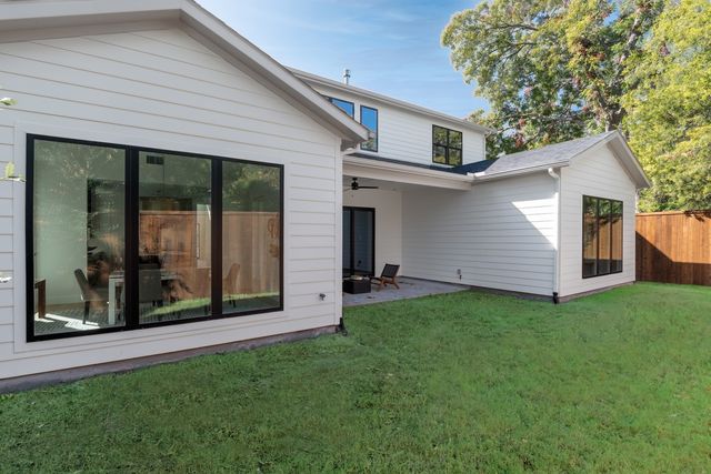 554 Kirkwood Drive, Dallas, TX 75218