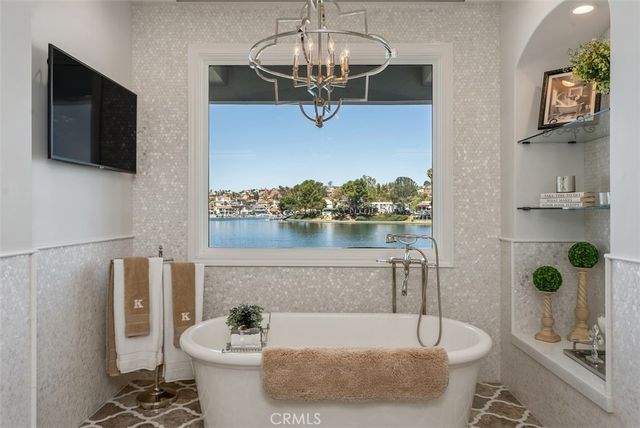 22865 Tindaya, Mission Viejo, CA 92692