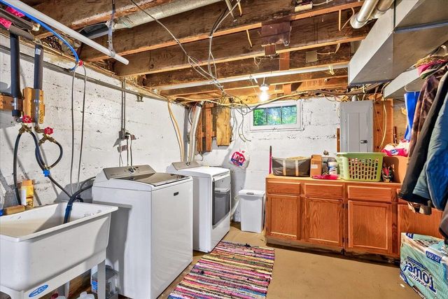 712 Doty Street, Edgerton, WI 53534