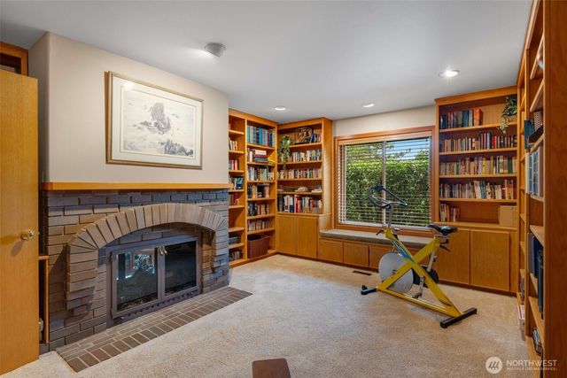 4116 205th Avenue SE, Sammamish, WA 98075