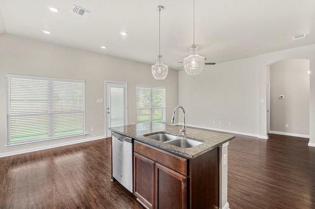 5338 Lancaster DR, Belton, TX 76513