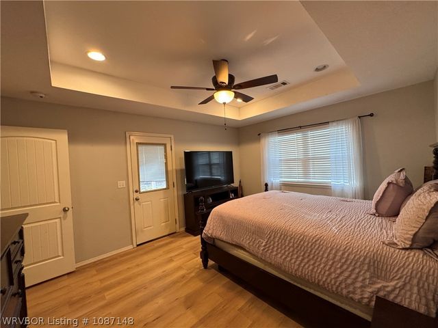 39803 Cedar Hill Circle, Howe, OK 74940