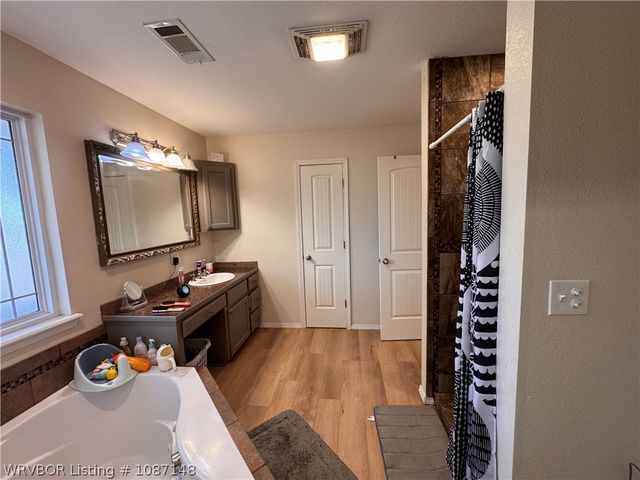 39803 Cedar Hill Circle, Howe, OK 74940