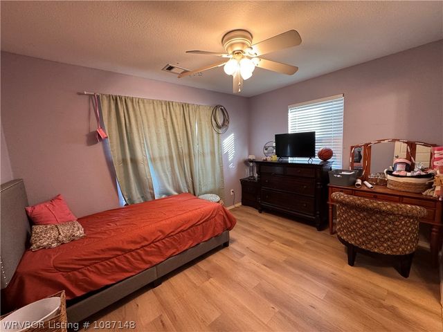 39803 Cedar Hill Circle, Howe, OK 74940