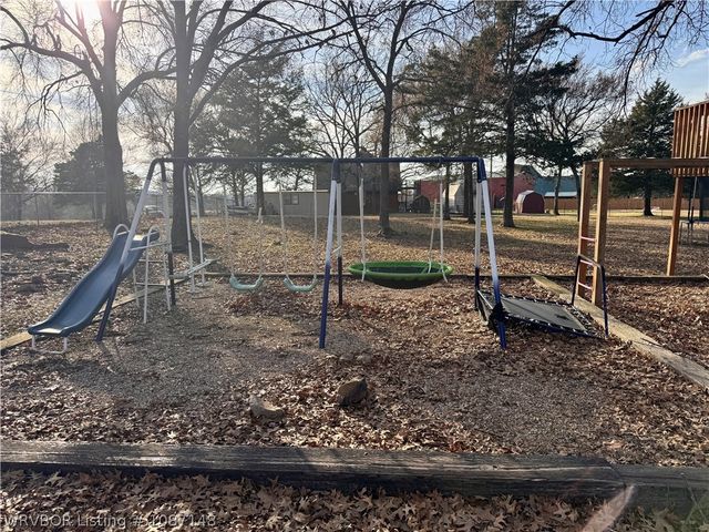 39803 Cedar Hill Circle, Howe, OK 74940