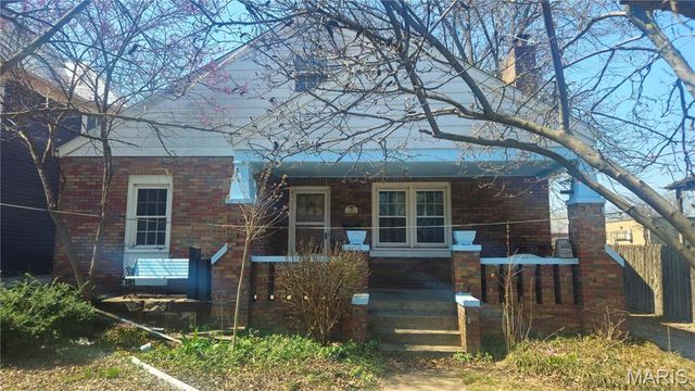 135 S Main, Ste Genevieve, MO 63670