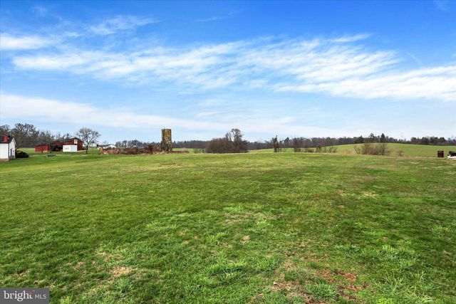 50 MITCHELL RD, Newport, PA 17074