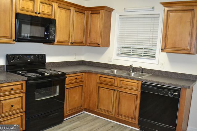 434 W I Parkway, Dallas, GA 30132