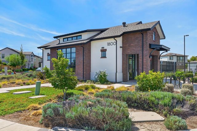 4461 Silver Ivy St, Sacramento, CA 95834