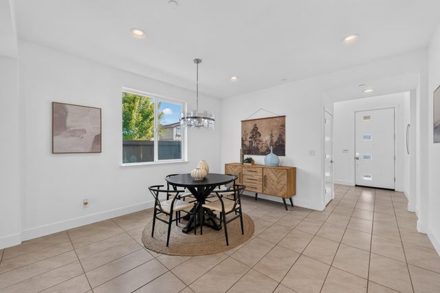 4461 Silver Ivy St, Sacramento, CA 95834