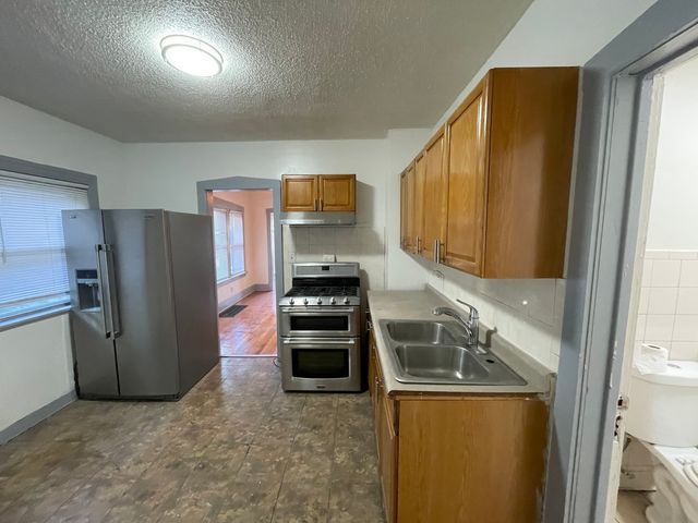 296 E 149th Street, Harvey, IL 60426