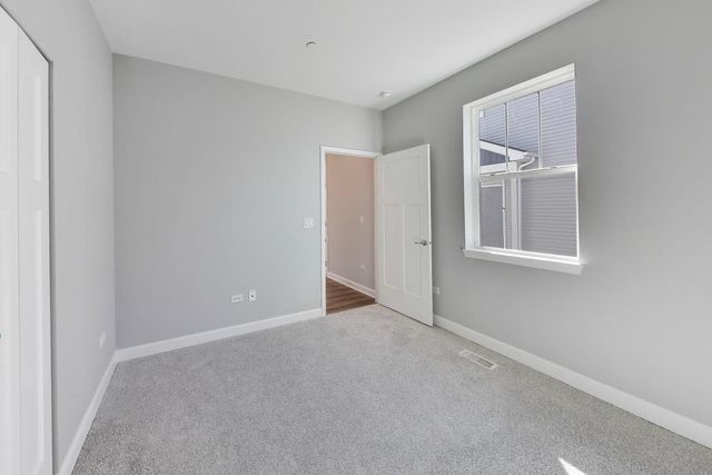 377 Masters Drive, Addison, IL 60101