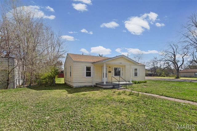 1227 Williams Street, Cahokia, IL 62206