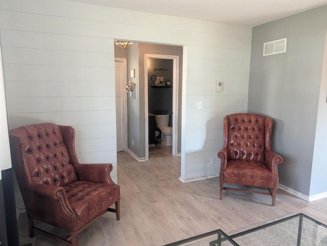 121 Evergreen DRIVE, Delavan, WI 53115