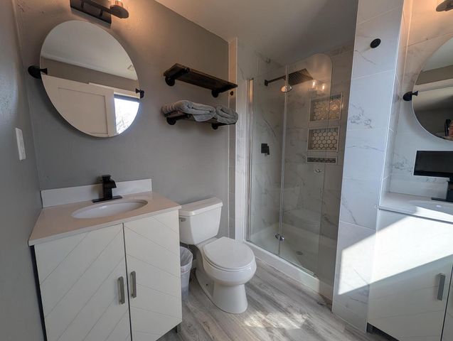 121 Evergreen DRIVE, Delavan, WI 53115