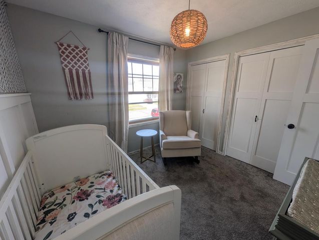 121 Evergreen DRIVE, Delavan, WI 53115