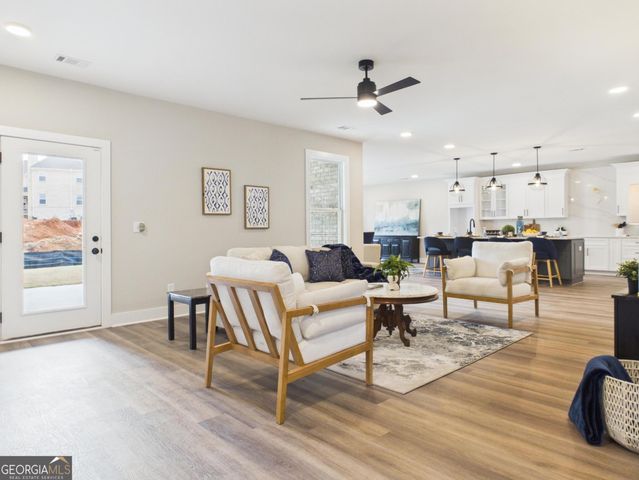 106 Neal Point, Atlanta, GA 30349