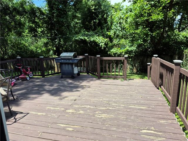 4318 N Lister Avenue, Kansas City, MO 64117
