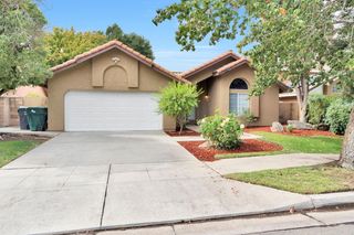 2050 Sundance Lane, Madera, CA 93637