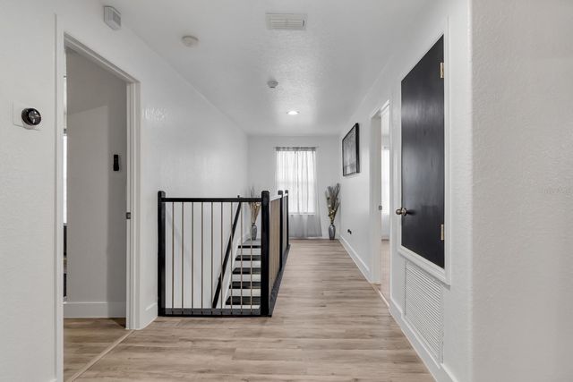 16748 LAZY BREEZE LOOP, Clermont, FL 34714