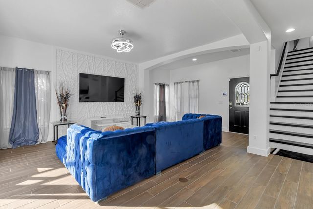 16748 LAZY BREEZE LOOP, Clermont, FL 34714