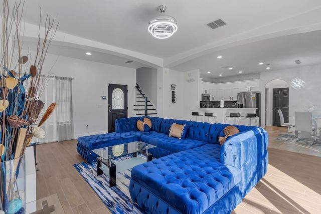 16748 LAZY BREEZE LOOP, Clermont, FL 34714